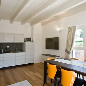 Apartment Canaletto Luxury, Peschiera del Garda